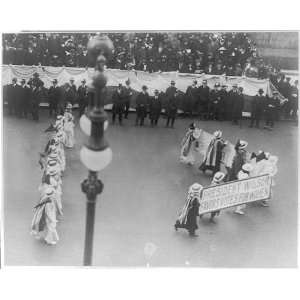 President Wilson favors votes for women,NYC,c1916
