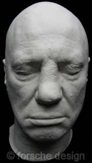this 1 1 life size casting is professionally crafted using a 