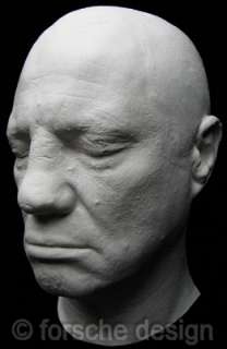 this 1 1 life size casting is professionally crafted using a 