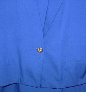 FOR YOUR CONSIDERATION IS A CLASSIC SKIRT SUIT BY SAG HARBOR, SIZE 12P 