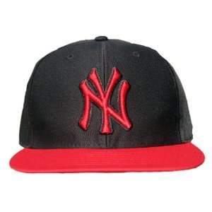  Vintage New York Yankees MLB Snaback Hat Cap   Black / Red 