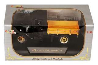 1923 Ford Model TT Pickup   1:32 Scale Diecast Model   Black 