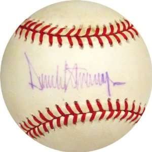  Donald Trump Autographed Baseball: Sports & Outdoors