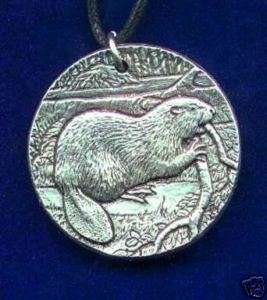 Wildlife Jewelry   Pewter Beaver Pendant SCA LARP 0643  