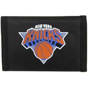    New York Knicks Black Nylon Tri Fold Wallet: Sports & Outdoors