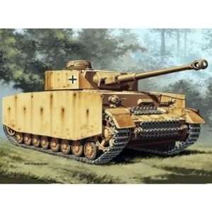 German Panzer KPFW.IV by Italeri:  Toys & Games