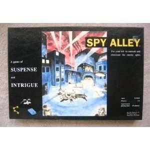  Rare 1992 Spy Alley Board Game: Toys & Games