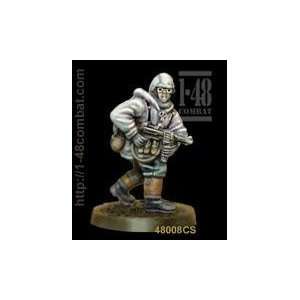    I 48 Combat (32mm WWII): Karl Schwarz (German): Toys & Games