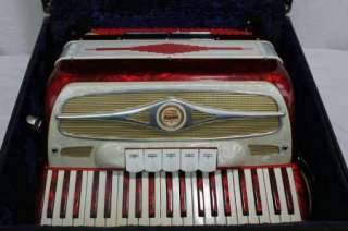Accordion Made In Italy with Case *EXCELLENT CONDITION*  