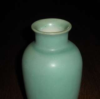 Teco Arts & Crafts Matte Green Art Pottery 10 Vase MINT  