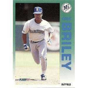  1992 Fleer #274 Greg Briley: Sports & Outdoors