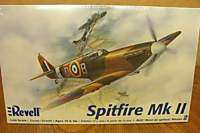 REVELL SPITFIRE Mk II 1/48 SCALE AIRCRAFT MODEL KIT  