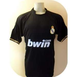  REAL MADRID # 7 RONALDO AWAY SOCCER JERSEY SIZE LARGE. NEW 
