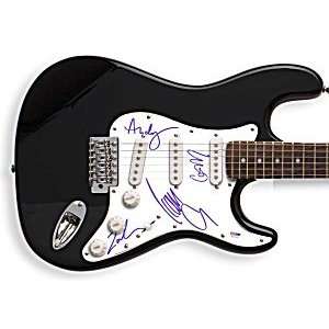  OASIS Signed LIAM,ANDY,GEM,ZAKK Autograph Guitar PSA/DNA 