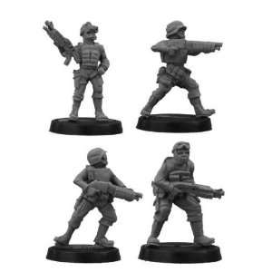    Road Kill Miniatures SWAT Team with Shotguns Toys & Games