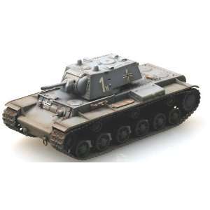   72 KV1 Mod. 1941 Heavy Tank Captured of the 8th Panzer: Toys & Games