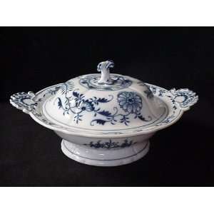  MEISSEN COVERED VEGETABLE BLUE ONION 9 5/8 Everything 
