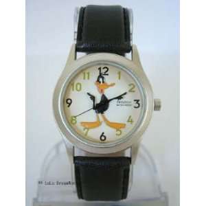  Looney Tunes Duffy Duck Watch  Classic Leather band watch 