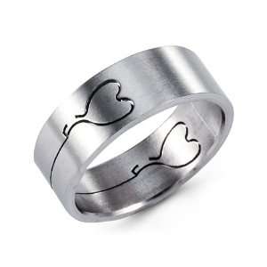    Mens Etched Heart Brushed Stainless Steel Band Ring: Jewelry