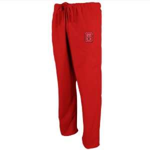   Carolina State Wolfpack Red Single Logo Scrub Pants: Sports & Outdoors