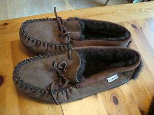 Chocolate Brown LL Bean Shearling Slippers Moccasins Mens size 10 M 