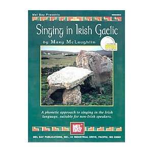  Singing in Irish Gaelic Book/CD Set Musical Instruments