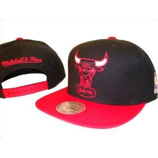 Chicago Bulls Mitchell & Ness Black & Red Windy City Adjustable Snap 