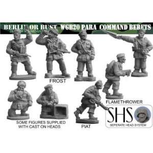   (WWII Miniatures 28mm) British Para Command in Berets Toys & Games