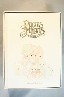 PRECIOUS MOMENTS BIBLE   1985 [Illustrated]  