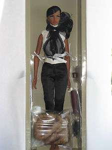 NRFB FR16 Fit To Print Anais McKnight 16 vinyl fully articulated 
