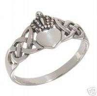   STERLING SILVER *** CELTIC CLADDAGH RING *** BEAUTIFUL DESIGN *** Sz 9