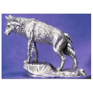 Diamond Cut Wolf Figurine:  Kitchen & Dining