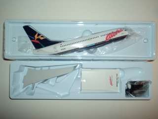 Boeing 737 700 Aloha Airlines (USA) Resin Skymarks Desktop Model 1:130 