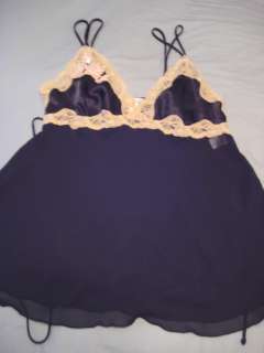 California Dynasty Short Nightgown Black with Beige Lace Large EUC 
