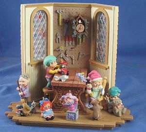 Hallmark Event Piece,1996 Santas Toy Shop Box Signed Artists  