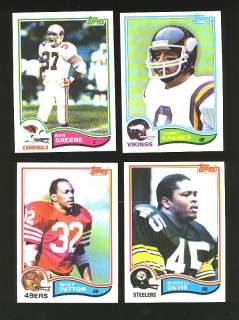 1982 TOPPS FOOTBALL LOT OF 800 MINT FROM RACK PACK *INV  