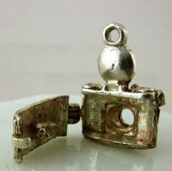 Vintage English Silver CAMERA Charm OPENS TO BIRDIE  