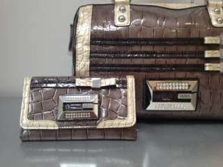 146 NWT New GUESS Natural Taupe Multi SAMI Purse Handbag Bag & Wallet 