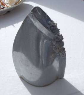 Vase Keramik hellblau metallic glasiert dreieckig Keramikatelier in 