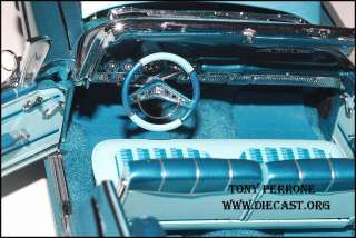 Danbury Mint 124 1959 Chevrolet Impala Convertible diecast car