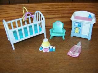   Family doll dream house baby room nursery furniture crib GUC  