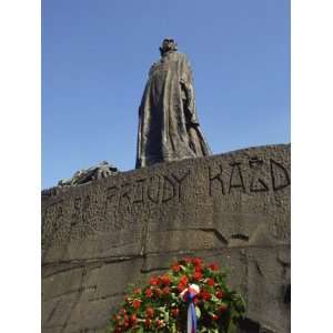 Jan Hus Memorial, Old Town Square, Prague, Czech Republic, Europe 