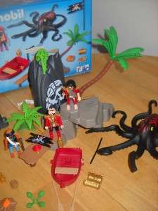 You are buying a Playmobil Pirate Set   the large pieces are there 