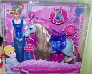 Disney Sparkling Princess *Cinderella & Royal Horse*  